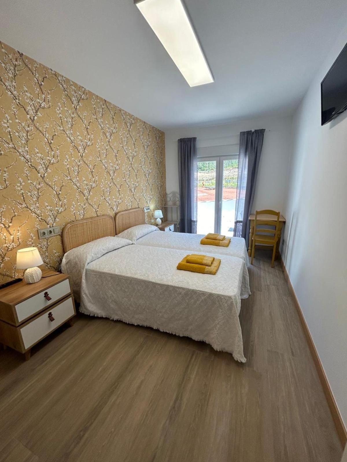 Apartamentos Torres Del Milladoiro Ames ภายนอก รูปภาพ