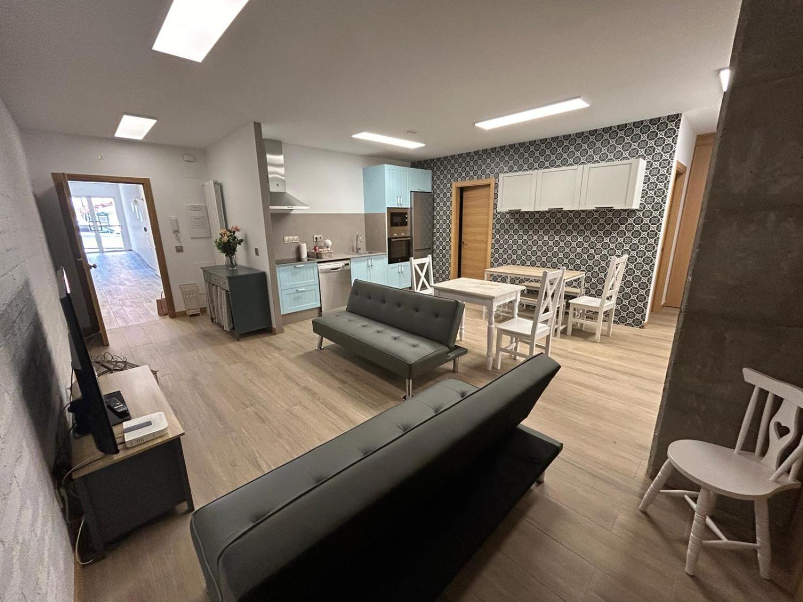 Apartamentos Torres Del Milladoiro Ames ภายนอก รูปภาพ
