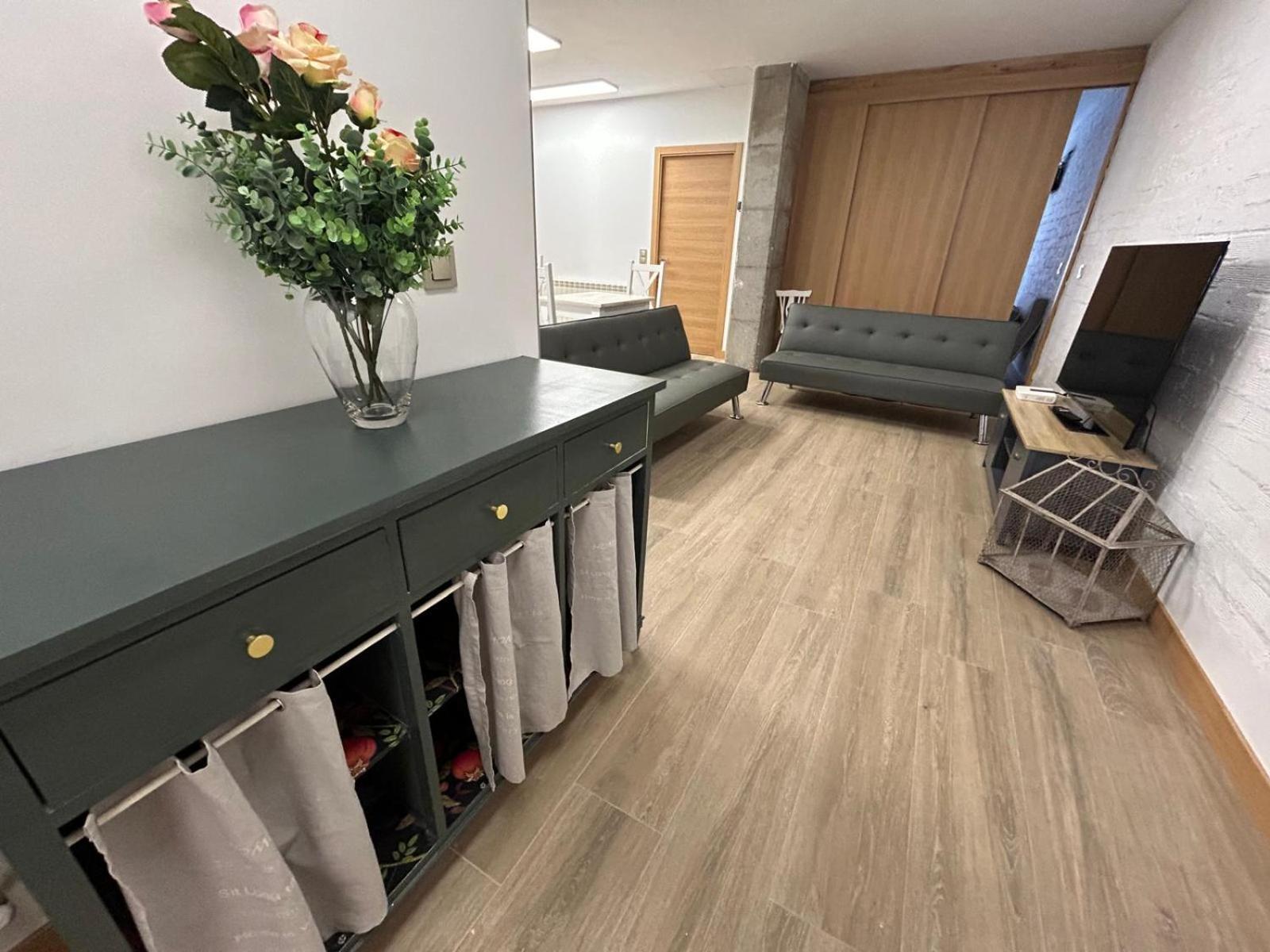 Apartamentos Torres Del Milladoiro Ames ภายนอก รูปภาพ