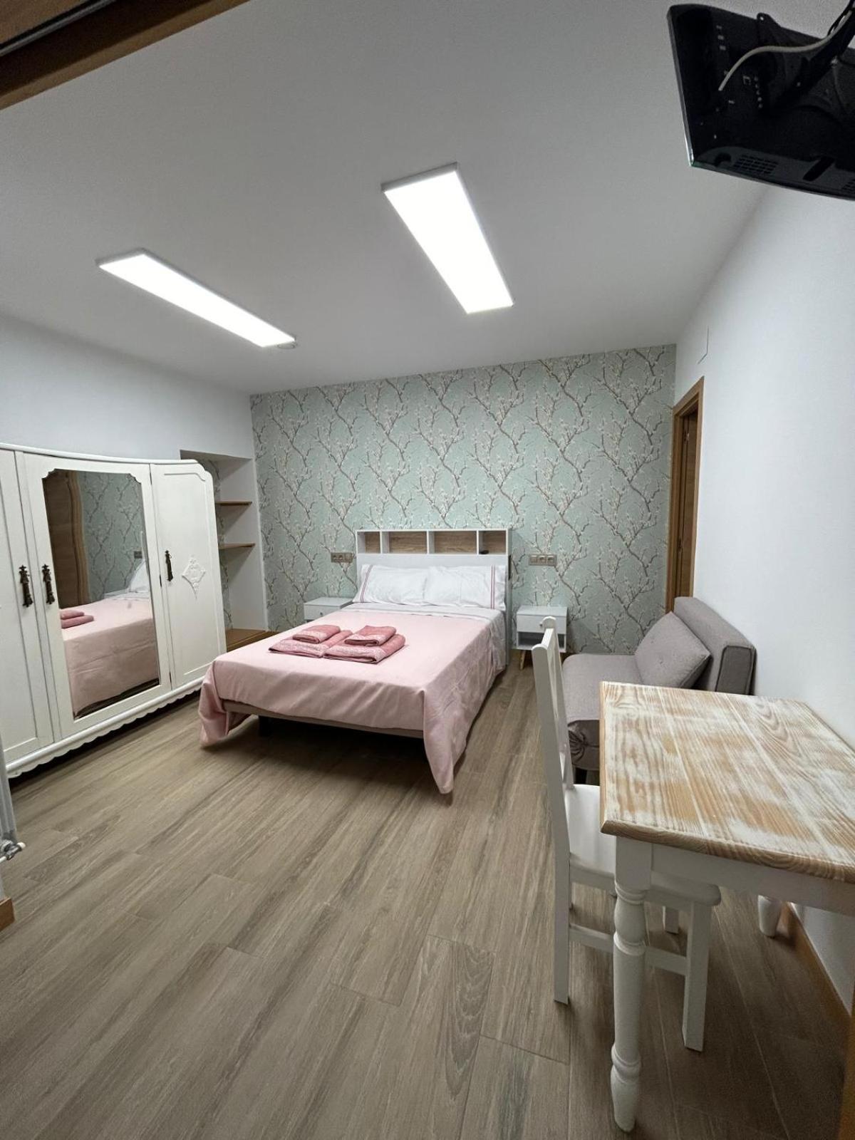 Apartamentos Torres Del Milladoiro Ames ภายนอก รูปภาพ