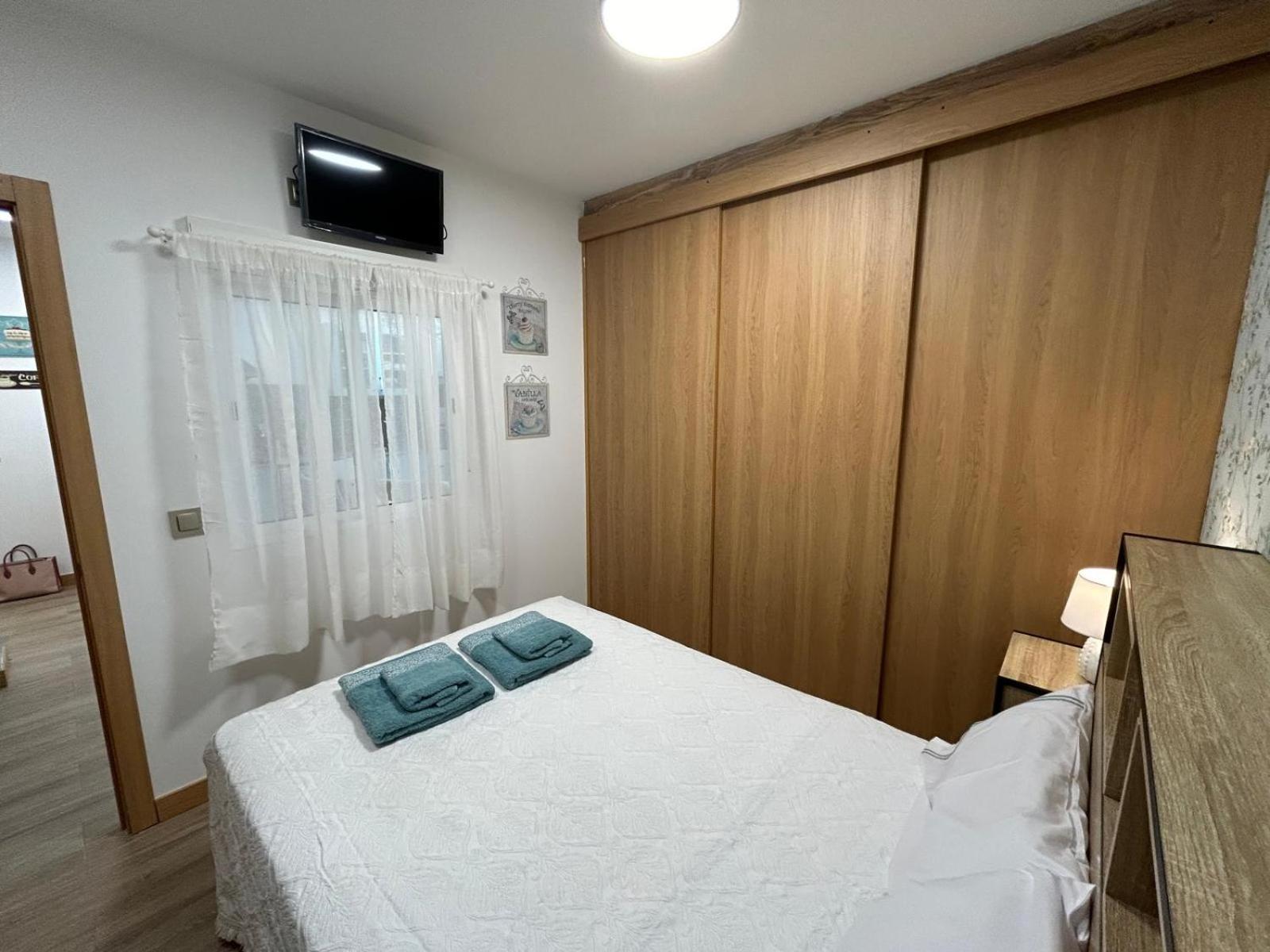 Apartamentos Torres Del Milladoiro Ames ภายนอก รูปภาพ